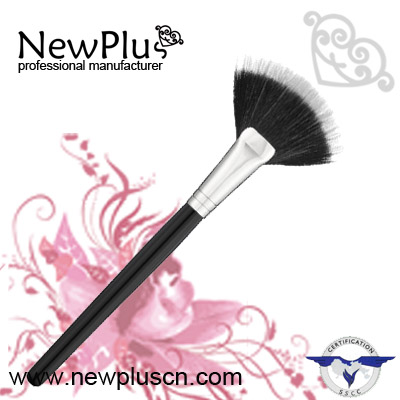 Fan brush