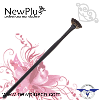 Fan brush