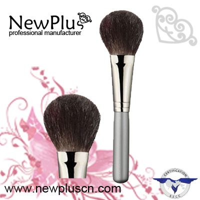Blusher brush