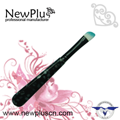 Professional eyeshadow brush