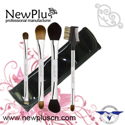 4PCS  white wood handle silver ferrule white bag Makeup Brush Set