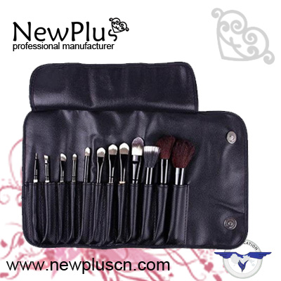 12CS natural wood handle black ferrule black drum Makeup Brush Set