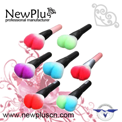 heart shaped colors duster Brush