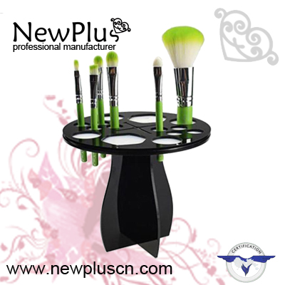 makeup brushes Drying Tree