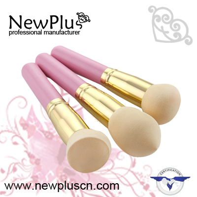 puff makeup brush