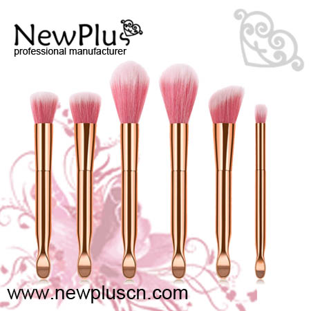 multi-color makeup brushes
