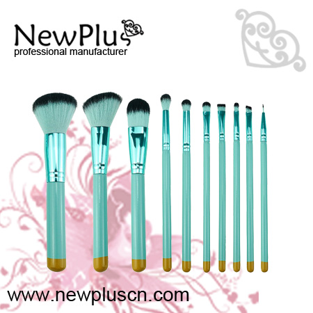 multi-color makeup brushes