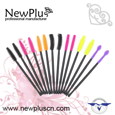 mascara brush