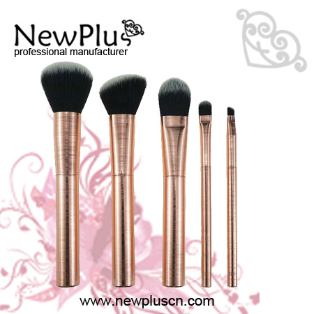 multi-color makeup brushes