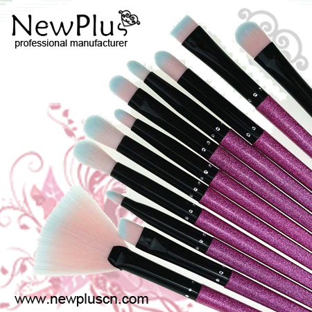 multi-color makeup brushes
