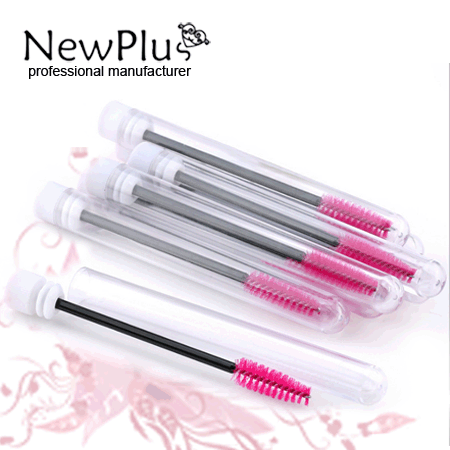 mascara brush with tube