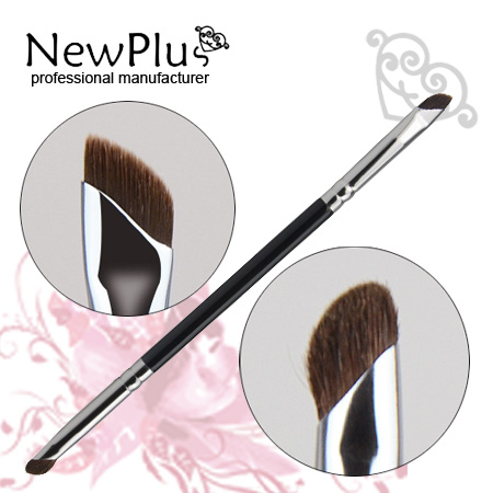sharp slant eyeshadow brush