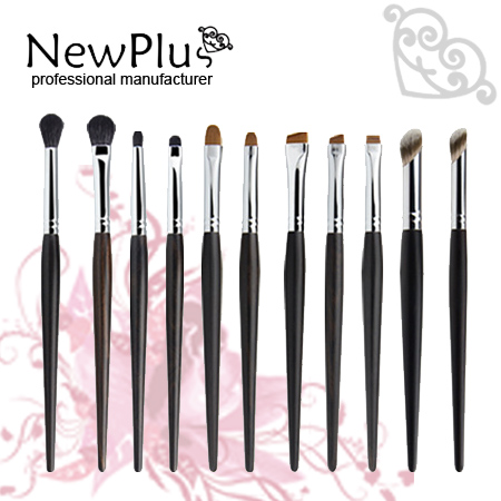 makeup brush set with texture handle