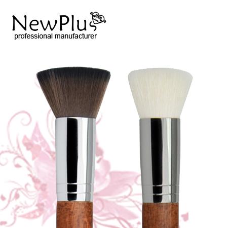 Foundation brush