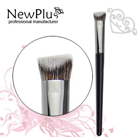 concealer brush