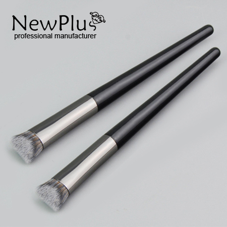 concealer brush