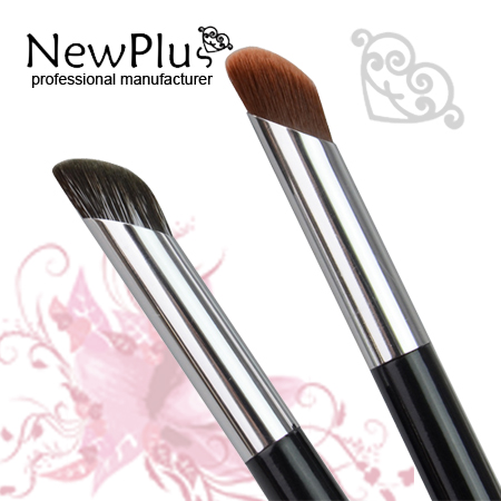 angle eye shadow brush
