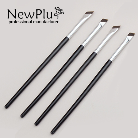 sharp eyeliner brush