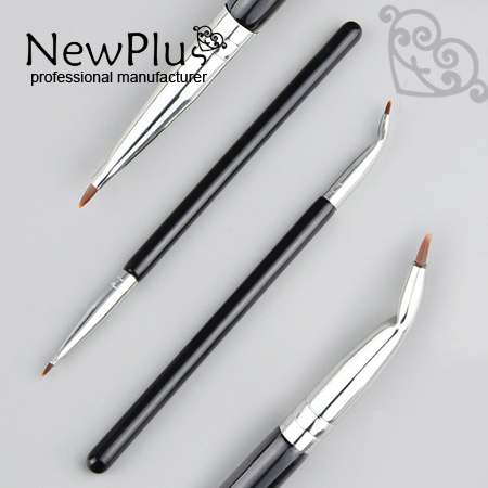 eyeliner brush
