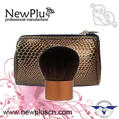 Kabuki  brush