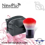 Kabuki brush